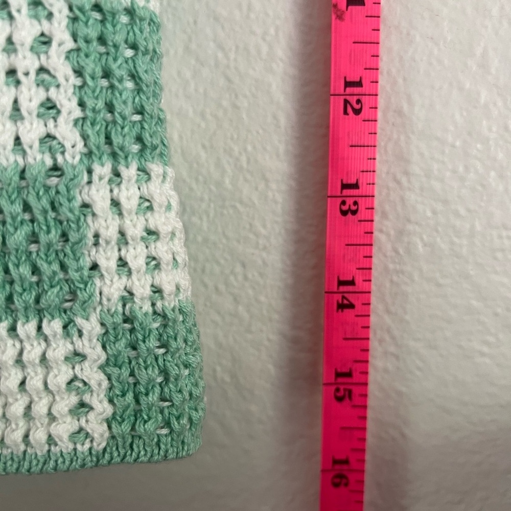 BaeVely Green & White Checkered Knit Shorts - Picture 4 of 4